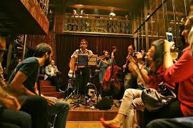 Unforgettable Live Singing Cafes In Delhi